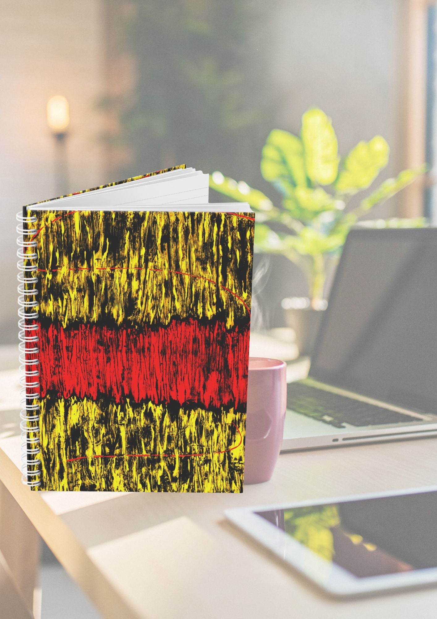 Reproduction d’art abstrait rouge et noir et jaune pour les créatifs – Un carnet qui stimule l’imagination et incite à l’écriture libre.